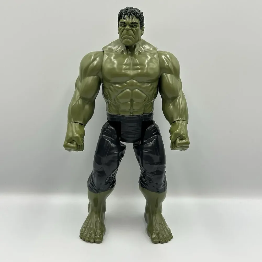 Incredible Hulk 12” Action Figure Marvel Avengers Titan Series Hasbro 2017 Toy